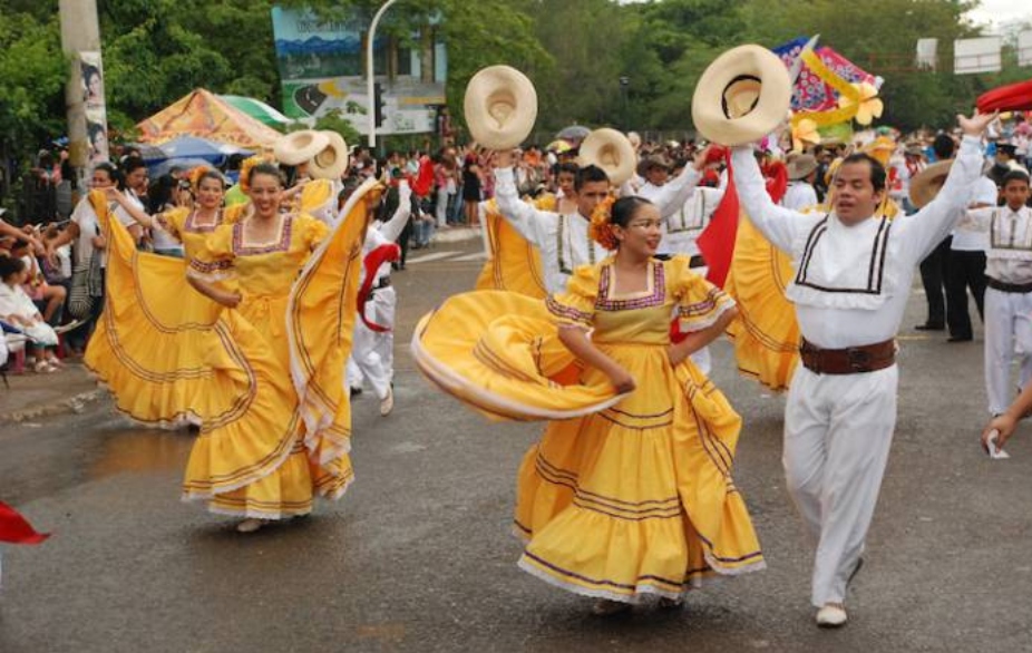 Se invertirán $1.800 millones en las Fiestas de San Pedro en El ...