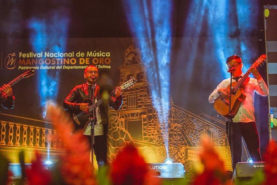 Festival Mangostino de Oro