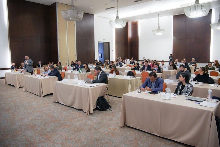 encuentro_nacional_de_competitividad_alrededor_turismo.jpg