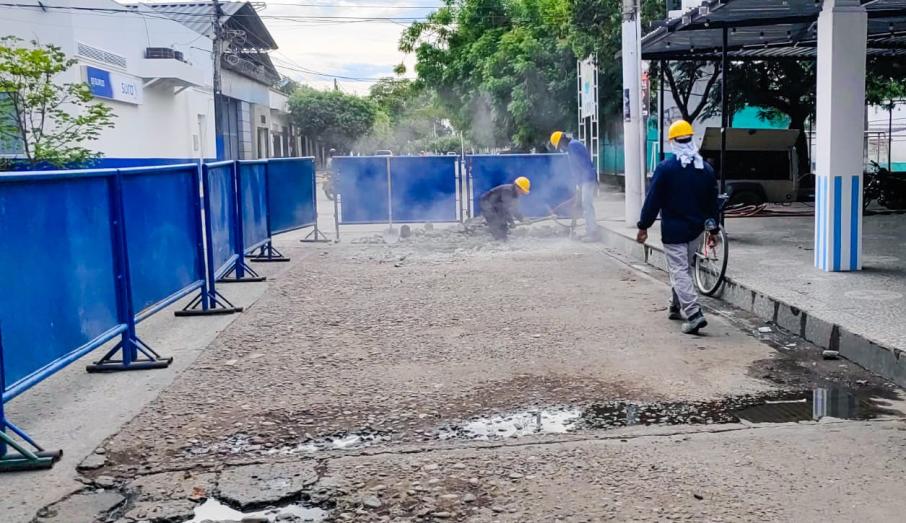 Alcaldía de El Espinal avanza en la recuperación de la malla vial ...