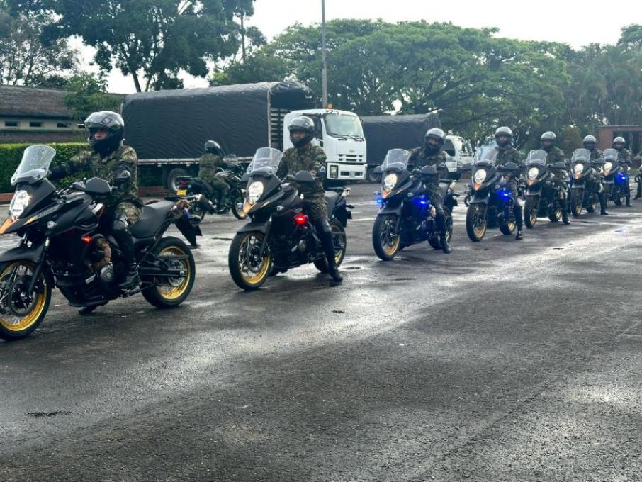 3_apoyo_caravanas_seguridad_grupoo_motorizado_ejercito.jpeg