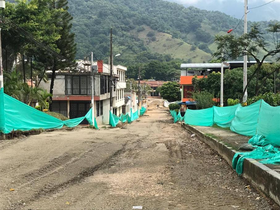 4_apoyo_denuncia_la_floresta.jpg