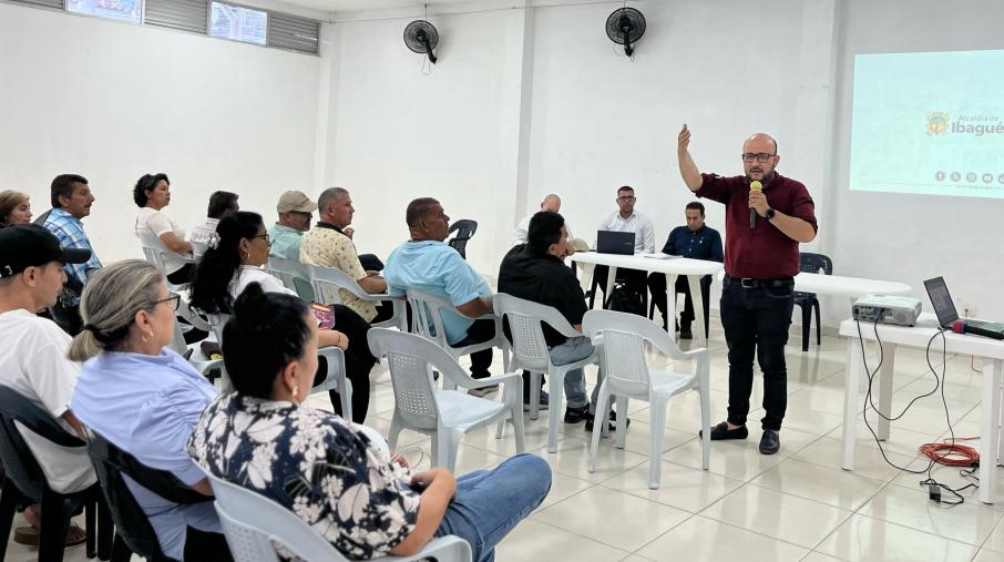 Socialización del nuevo centro de salud en el barrio El Topacio en Ibagué