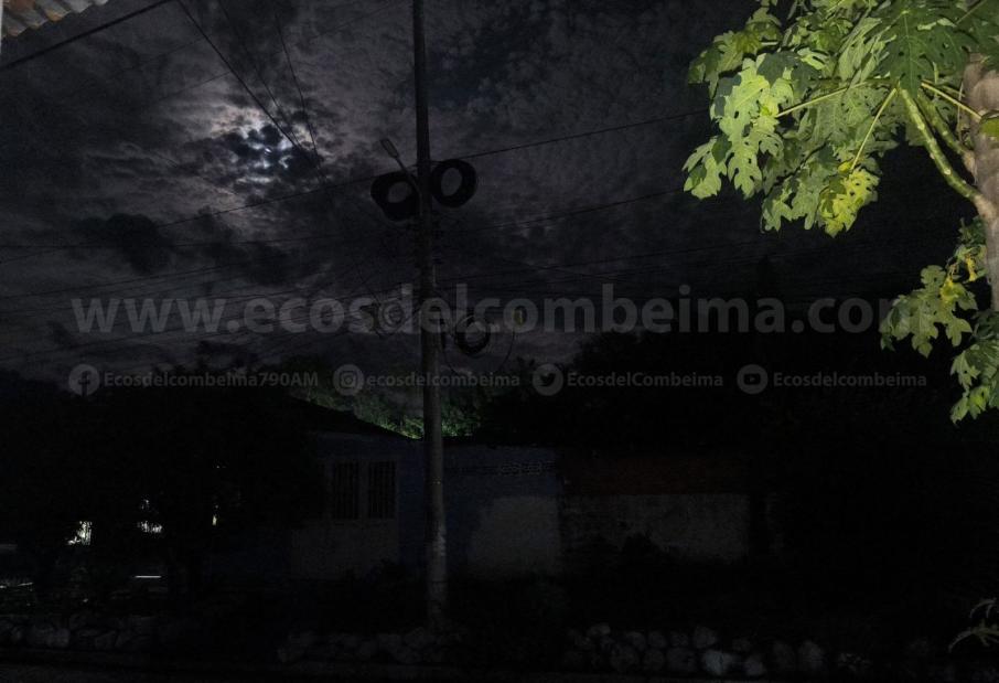 5-apoyo-falta-luz-barrio-lerida.jpg