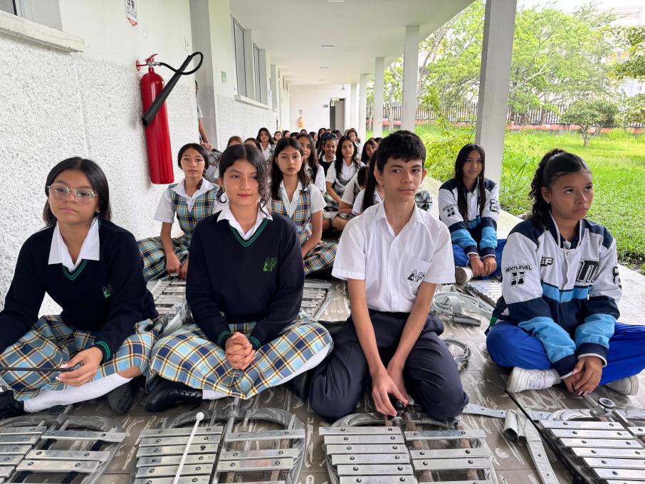 Estudiantes que integran NUSEFA Banda e Marcha del colegio Nuestra Señora de Fátima en Ibagué