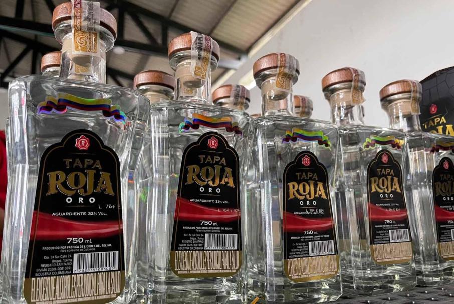 tapa_roja_para_todo_el_mundo