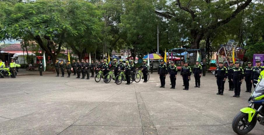 Policías Semana Santa