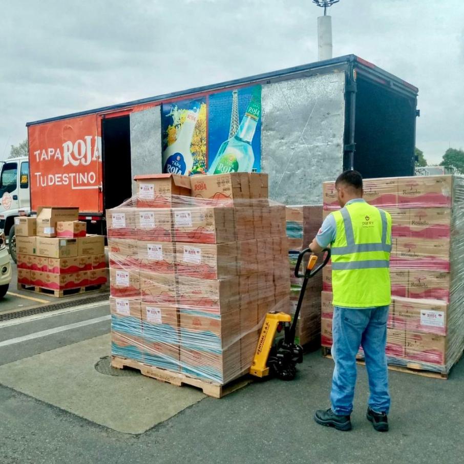 Aguardiente Tapa Rojas