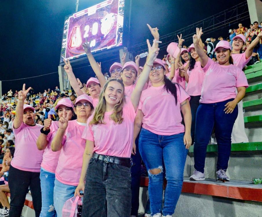 Aguardiente Tapa Rojas