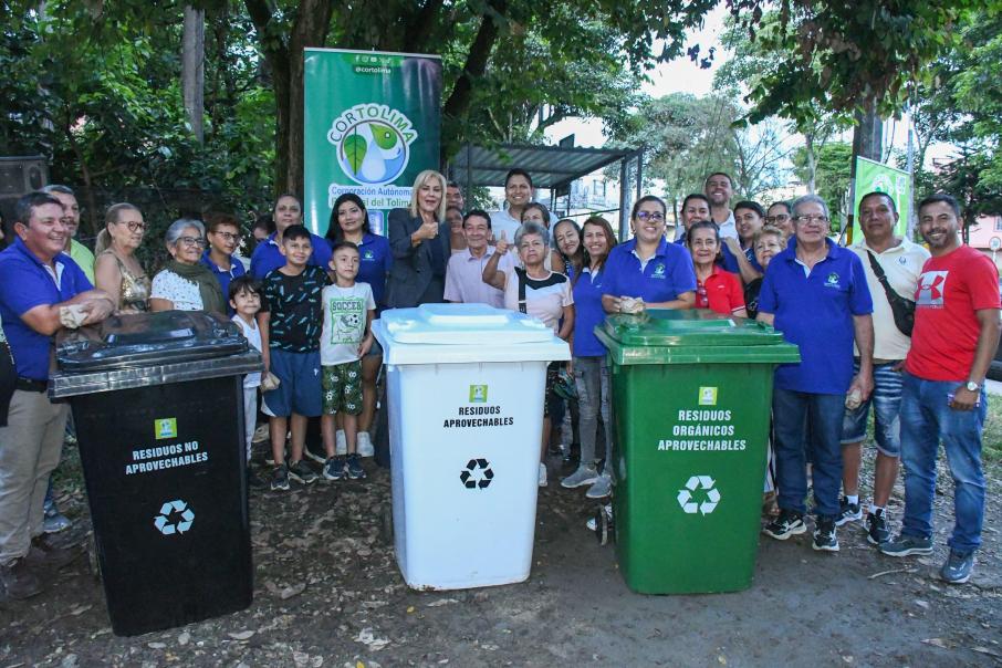 Entrega caseta ambiental ciudadela Simón Bolivar