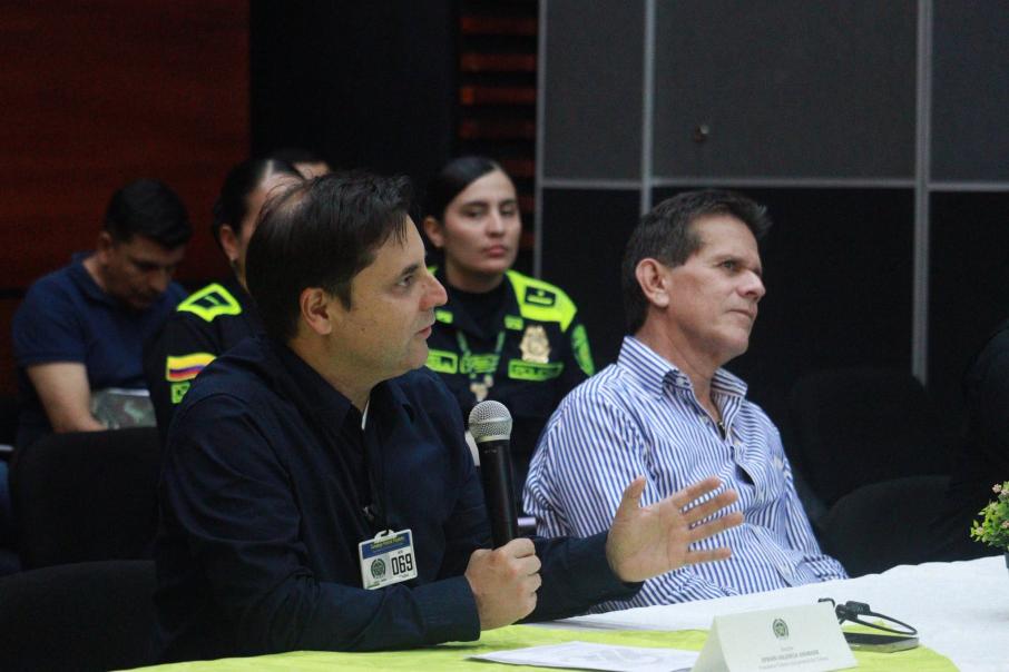 Reunión entre gremios y autoridades para garantizar la seguridad