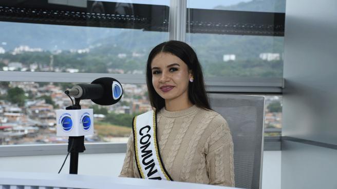 Luisa Fernanda Martínez Duarte embajadora Comuna Ocho