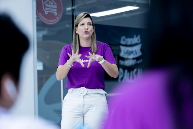 Carolina Vélez, una colombian que logra un premio Fintech a la mujer