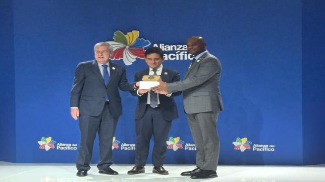 Colombia recibió en Santiago de Chile la presodencia protempore de la Alianza del Pacífico.
