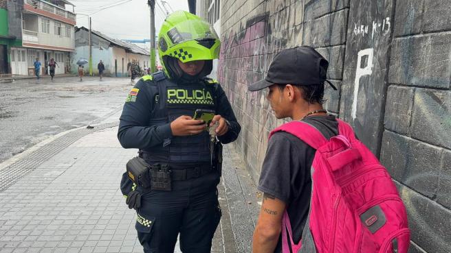 Policía