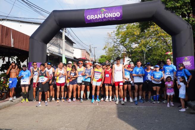 Inicio de carrera atlética Cemex en Payandé