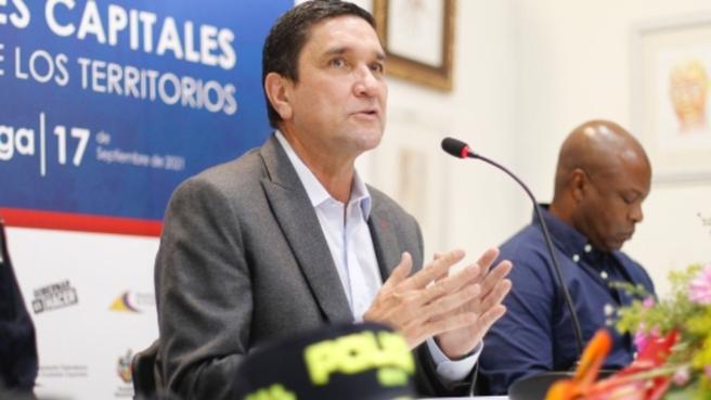 Juan Carlos Cárdenas, asprante al Senado por el Partido Oxígeno.