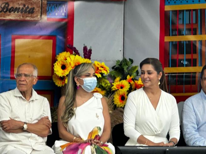 Alcaldesa Johana Aranda y gobernadora adriana matiz