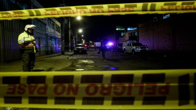 El barrio Santafé en el centro de Bogotá fue sacudido pór una explosión en la noche del jueves.