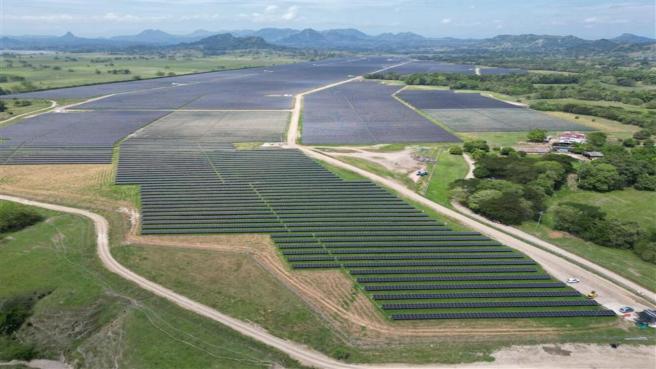 La fusión por absorción, significa que Ecopetrol integra a sus activos el Parque Solar Portón del Sol S.A.S.