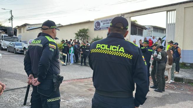 Policía