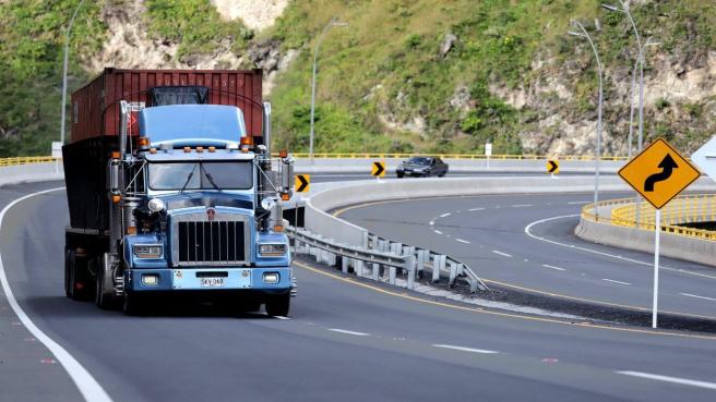 Para el Ministerio Público, Pisciotti Blanco habría incurrido en falta disciplinaria al intervenir en la celebración de contratos de prestación de servicios.