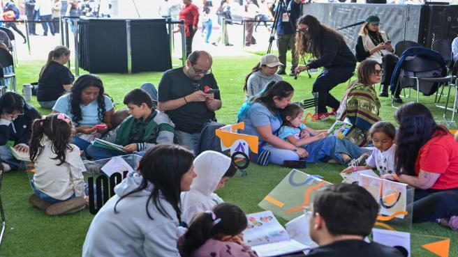 Con espacios para niños y adultosl la Feria dInternacional del Libro de Bogotá, logró record de asistencia en 2026.