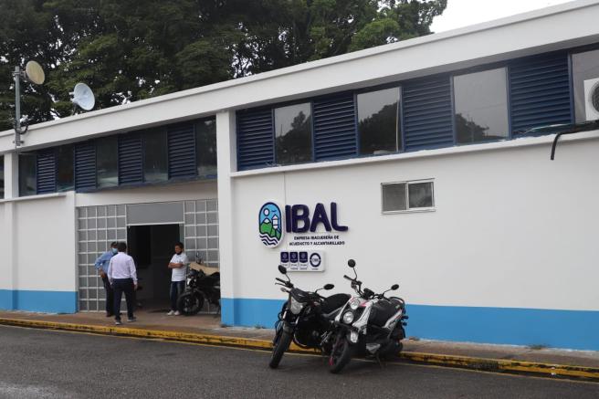 Reunión del del IBAL para dar solución a la situación del barrio Flor Alba Campestre