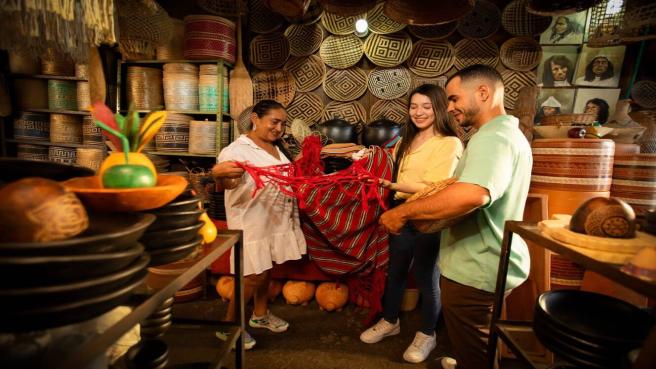 Destinos Justos, un programa de MinCIT en articulación con la Fundación Travolution Colombia, fortalece el turismo responsable y el comercio justo en comunidades turísticas del país.
