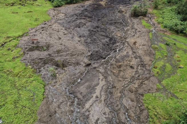 Alerta en el Cañón del Combeima: recomiendan no subir a los termales El Rancho por tres deslizamientos.
