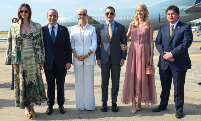 Daniel Noboa llegó a Cali y se reunirá con Abelardo de la Espriella antes de su posesión presidencial