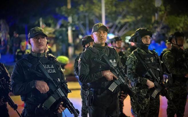 Policía