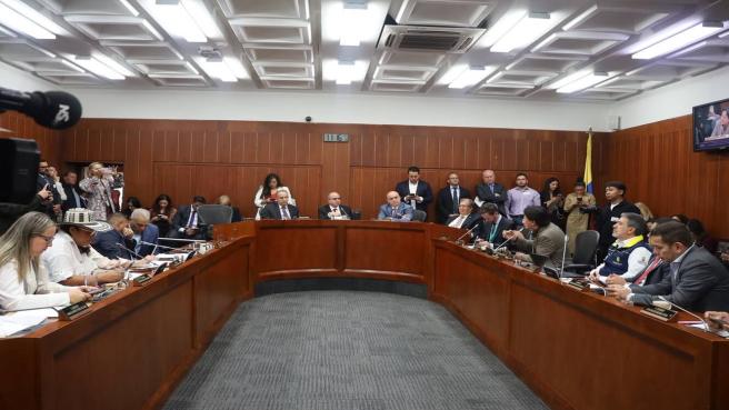 Comisipon quinta abordó el tema de la crisis ambiental que  vive el país.