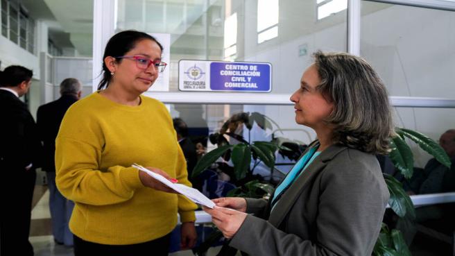 La atención puede prestarse de manera presencial, virtual o mixta, según las condiciones del servicio.