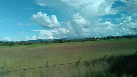Así luce una parte de la pista del aeropuerto de Chaparral, General Navas Pardo