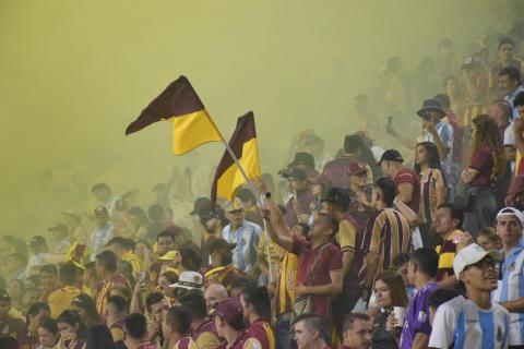 hinchada Deportes Tolima.