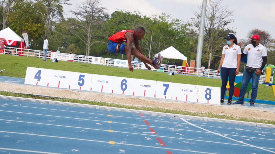 ampeonato Nacional de Saltos y Pruebas Múltiples de Atletismo 