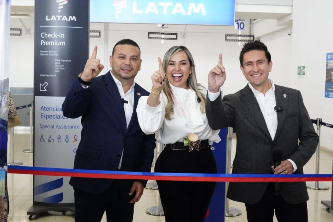 Vuelo inaugural de LATAM a IBAGUÉ - corte de cintas