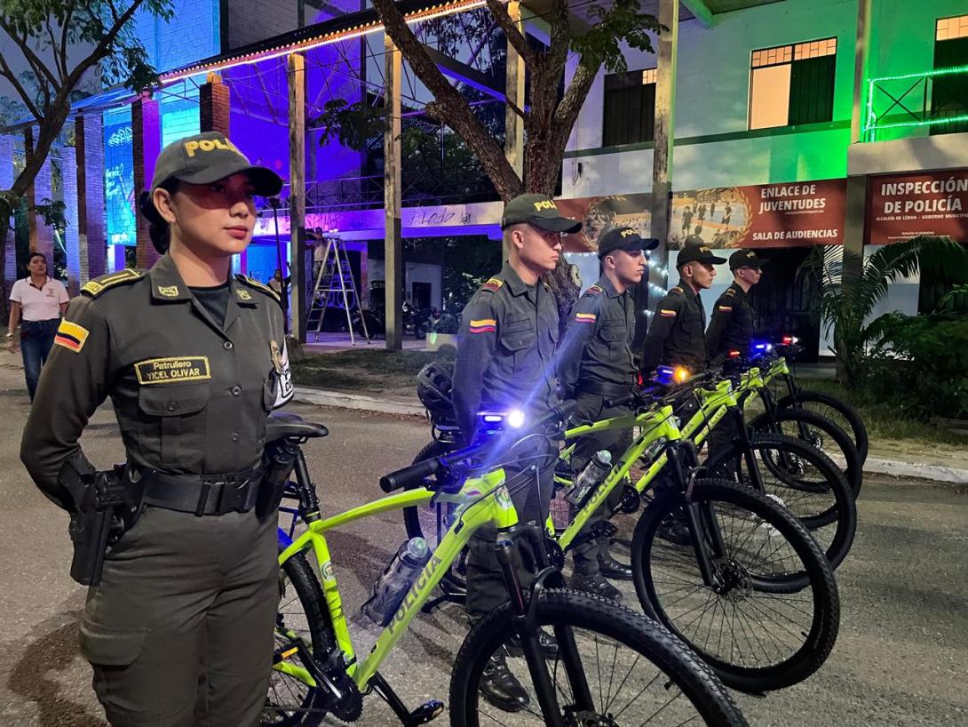 Policía