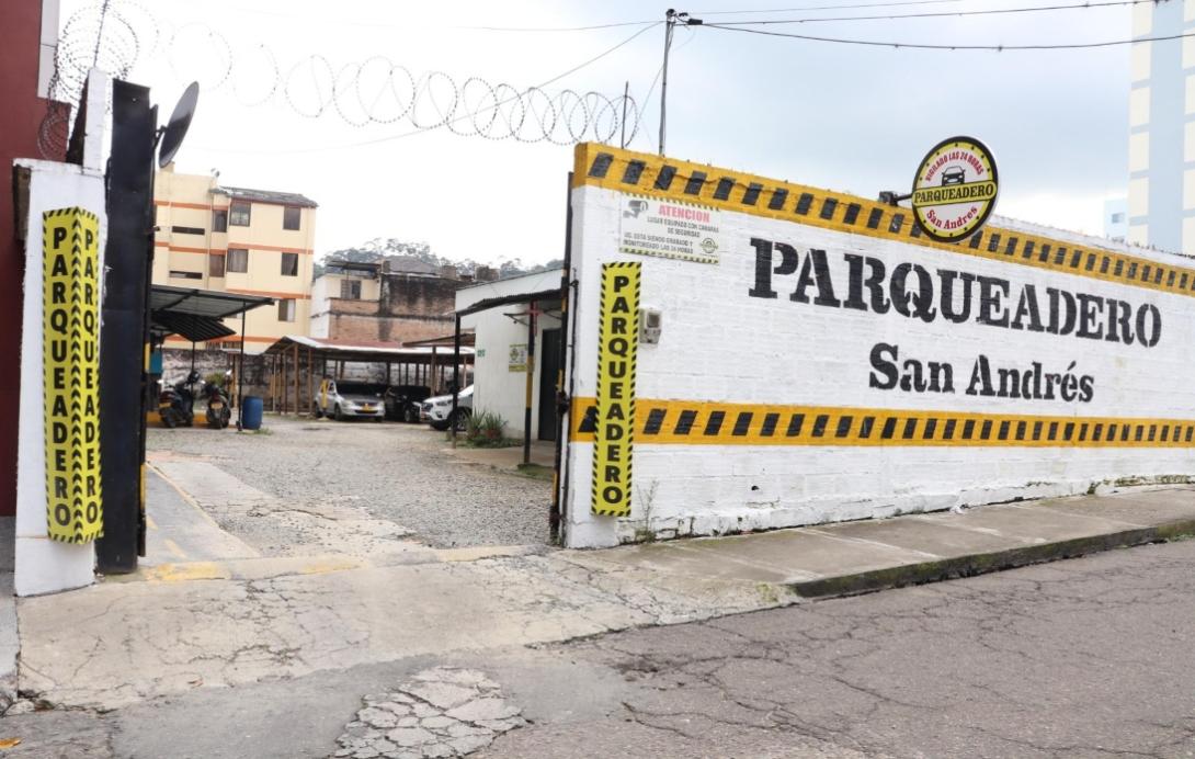 Parqueaderos