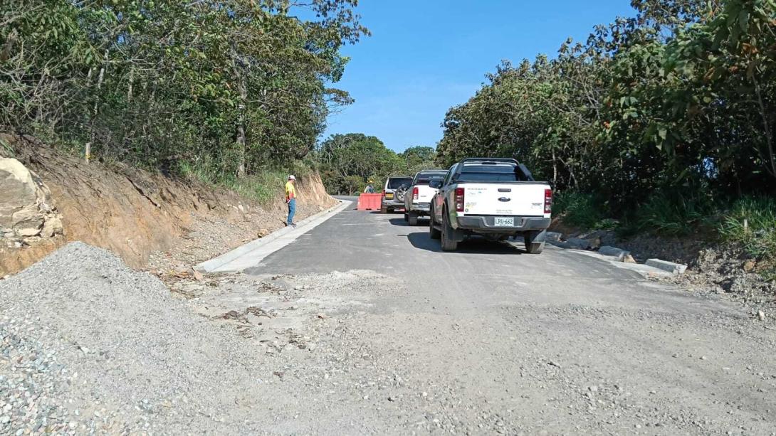 mejoramiento de la malla vial en Alpujarra