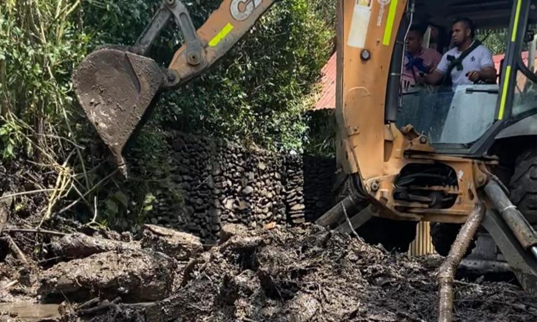 Maquinaria amarilla en los corregimientos de Ibagué