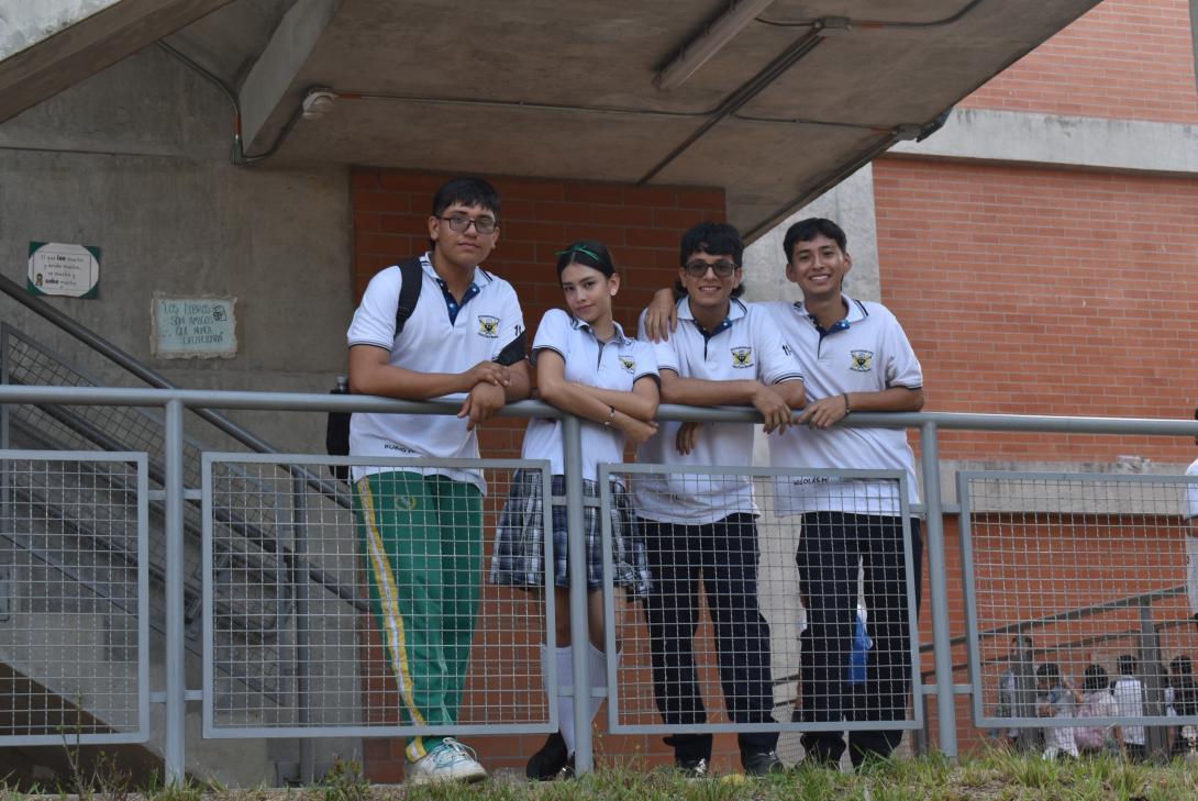 Jóvenes