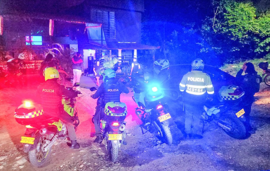 policía