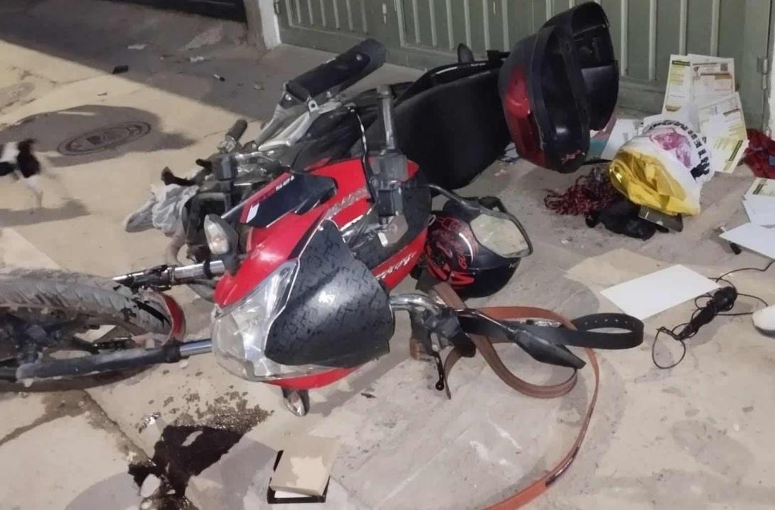 Moto destruída