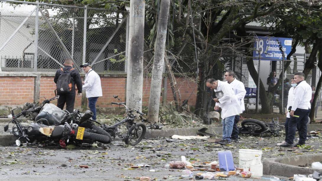 Víctimas y daños dejó el atentado contra la Base Aérea en Cali.