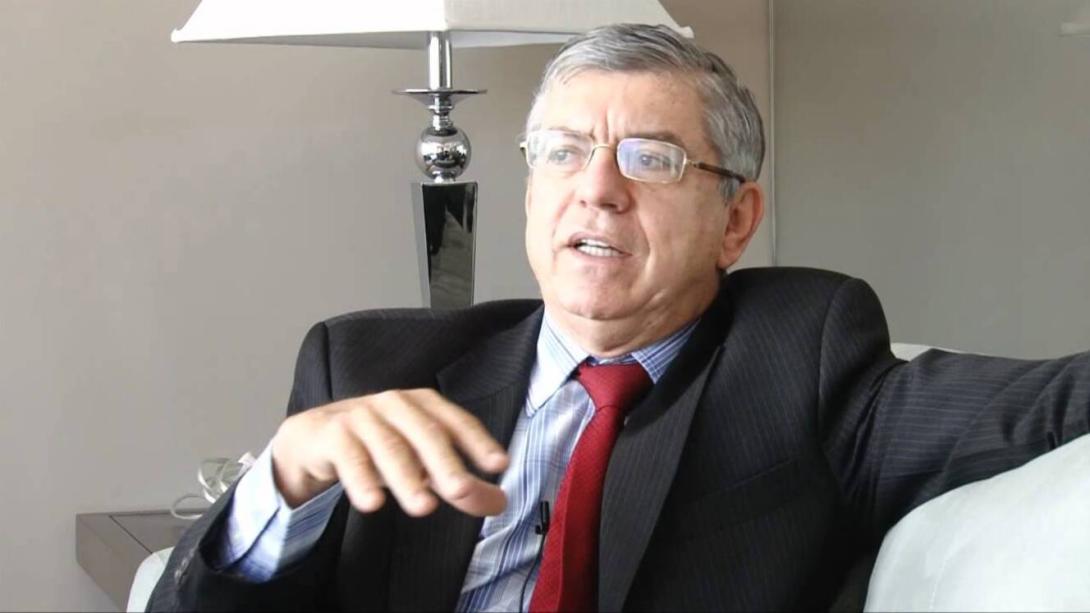 César Gaviria, director del Partdo Liberal.
