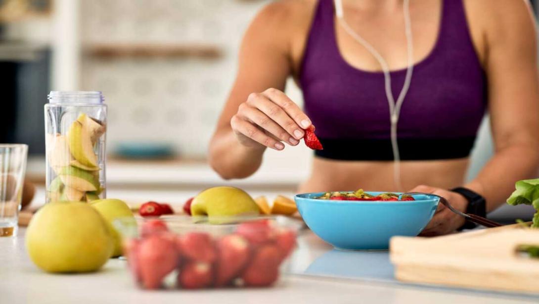 Críticas a propuestas de políticos sobre eliminar el etiquetado de advertencia de algunos alimentos. 