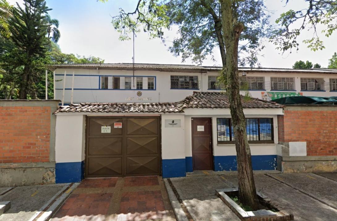 Liceo Nacional sin servicio de energía.