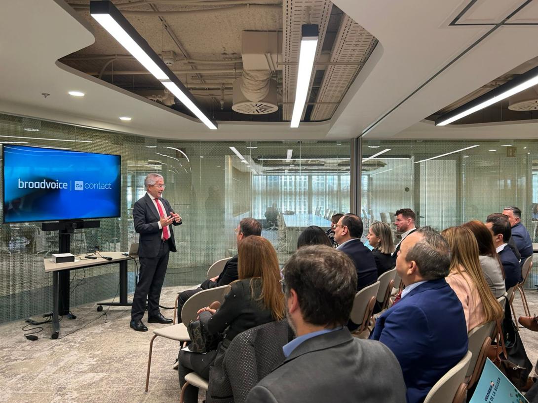 Este encuentro refuerza la intención de posicionar al país como un destino estratégico para la externalización de servicios en el mercado europeo.